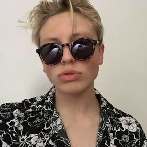 Meet your Posher, Alex